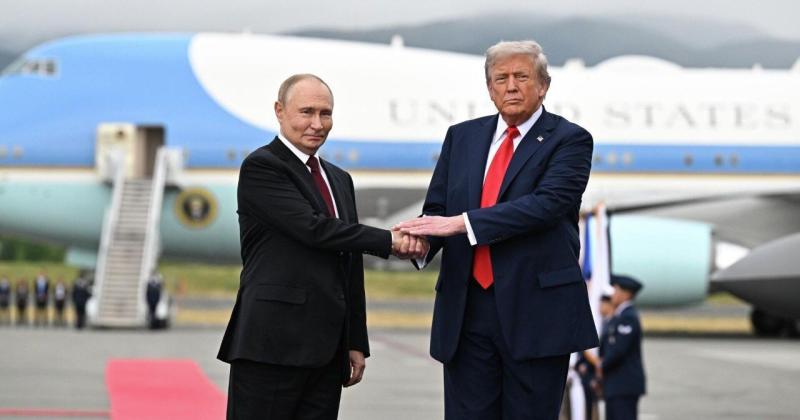 Президент Естонії Алар Каріс прокоментував зустріч між Трампом і Путіним, зазначивши, що бажані результати не були досягнуті.