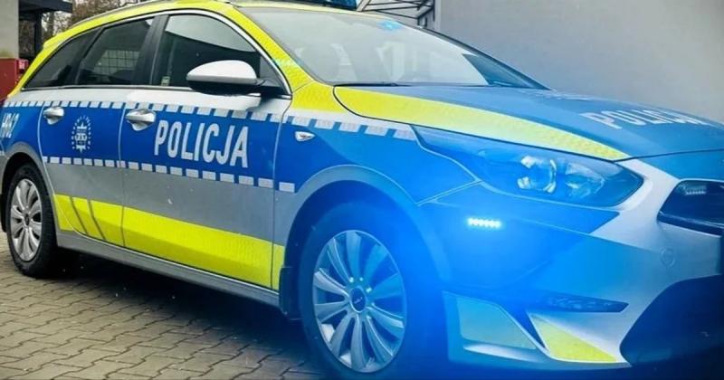 Після сутички із співгромадянами українець відламав частину поліцейського автомобіля в Польщі: його чекає депортація, - повідомляють ЗМІ.