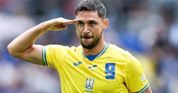 Капітан української збірної повністю одужав після травми, і клуб має великі сподівання щодо його внеску в гру.