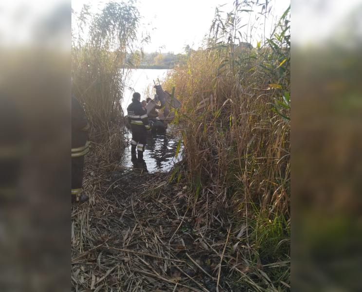 У Харківській області з Лозовеньківського водосховища вилучили фрагменти безпілотних літальних апаратів.