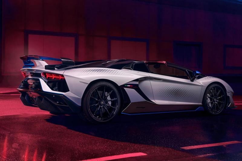 Тепер у вас є змога придбати Porsche або Lamborghini за допомогою криптовалюти: деталі нового сервісу.