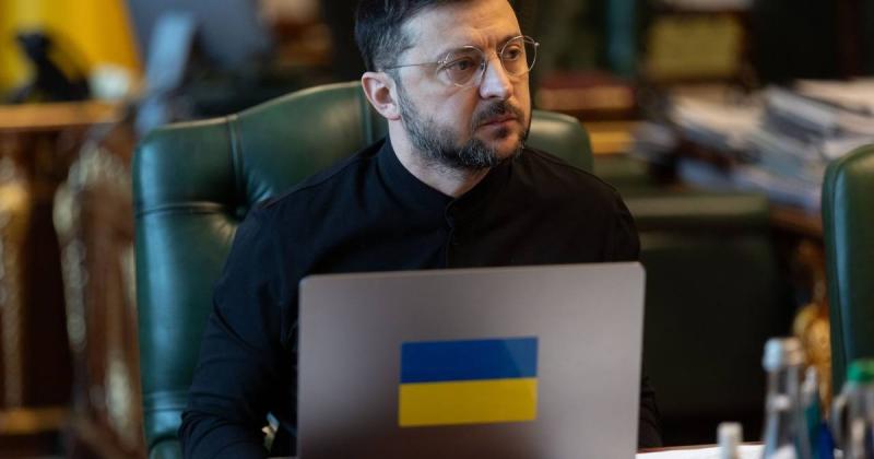 Завершуємо підготовку документа з 20 пунктами, що можуть встановити умови для завершення війни, - заявив Зеленський.