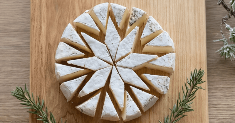 Камамберна сніжинка: креативний спосіб оформлення для свята