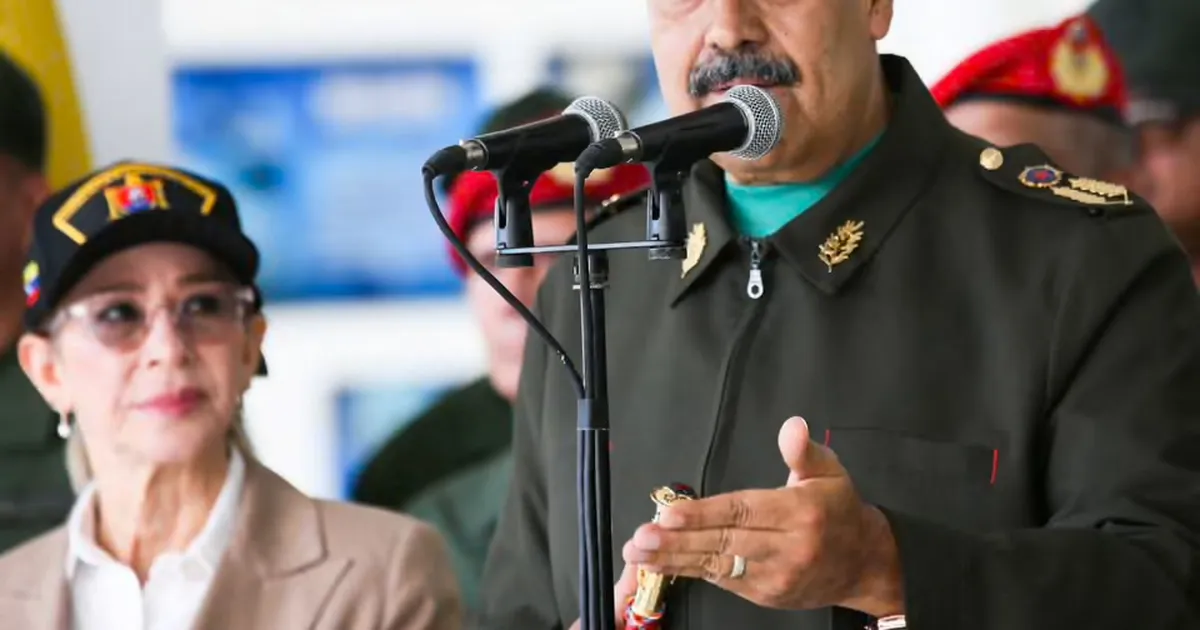 Мадуро пропонує Сполученим Штатам розпочати переговори: готовий надати нафту в обмін на визнання та зупинку атак.