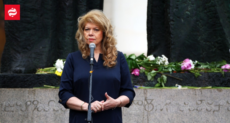 Вперше в історії Болгарії на пост президента обрана жінка - Іліана Йотова.