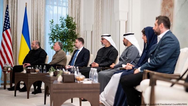 Зеленський: Перемови в Абу-Дабі пройшли в конструктивному ключі.