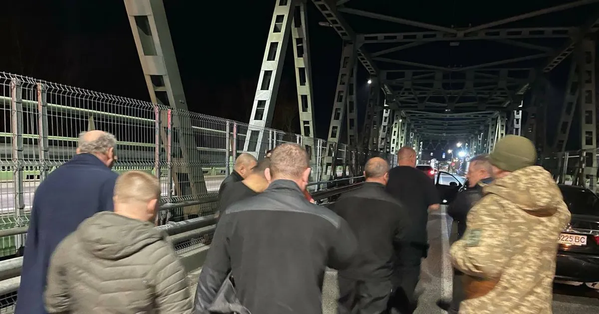 Автомати та гранати: у Міністерстві закордонних справ України пояснили, як було затримано інкасаторів 