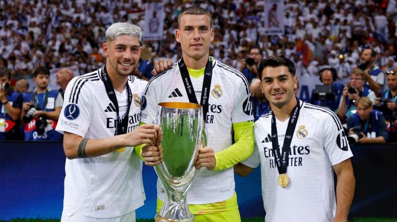 Лунін одним із слів охарактеризував Вальверде, який своїм хет-триком завдав поразки Манчестер Сіті в Лізі чемпіонів - Футбол24.