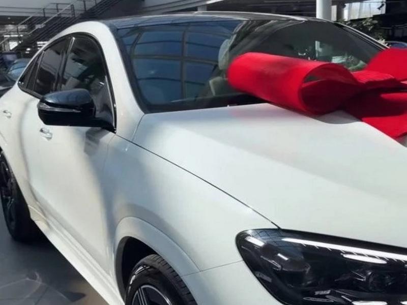 Мрії здійснилися: Ксенія Мішина продемонструвала свою нову розкішну покупку вартістю п’ять мільйонів гривень.