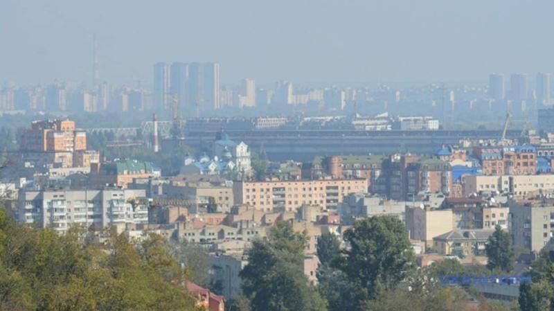 Зниження якості повітря в Києві триватиме ще кілька днів, повідомляє Міністерство охорони здоров'я.