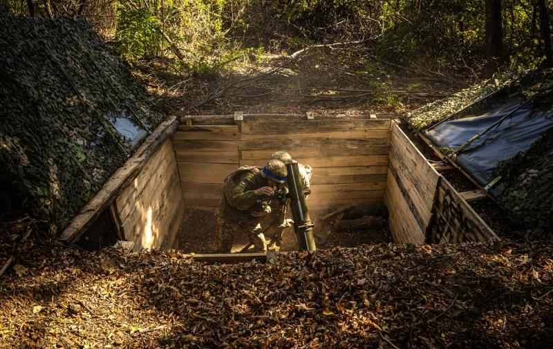 Російські війська активізують наступальні дії в Курській області та на Донбасі. Чи існує загроза для фронту українських військ?