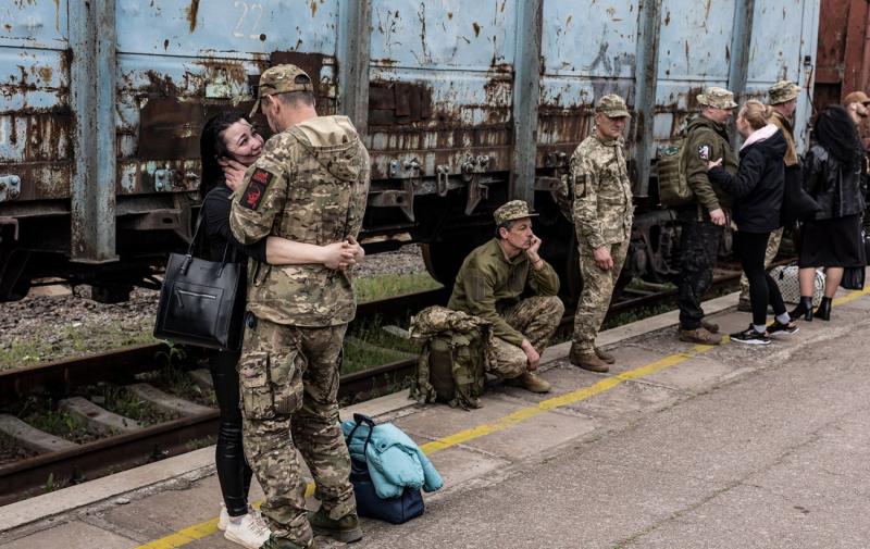 Соціальна допомога для військових в Україні: які ресурси та послуги доступні для захисників?