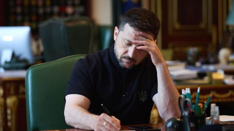 Зеленський затвердив нових керівників районних державних адміністрацій у Києві, серед яких є колишній комік та спортсмен із дзюдо.