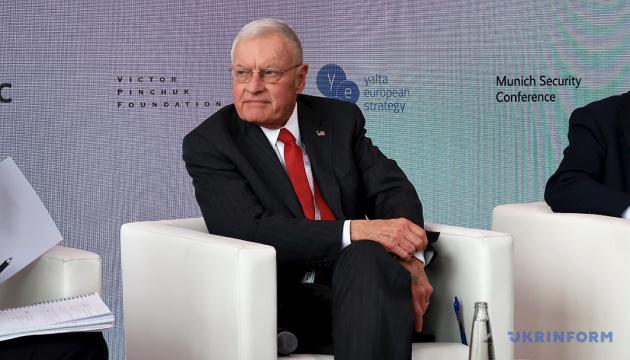 Келлог коментує загрозу, висловлену Медведєвим щодо імовірної Третьої світової війни: це безглузде твердження, що не відповідає статусу світової держави.
