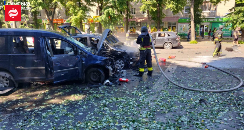 Російські війська здійснили обстріл центральної частини Сум: один загиблий та кілька поранених - фото.