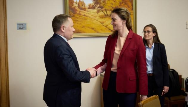 Оборонні компанії України володіють значними можливостями, проте потребують надійних фінансових вливів - ОП.