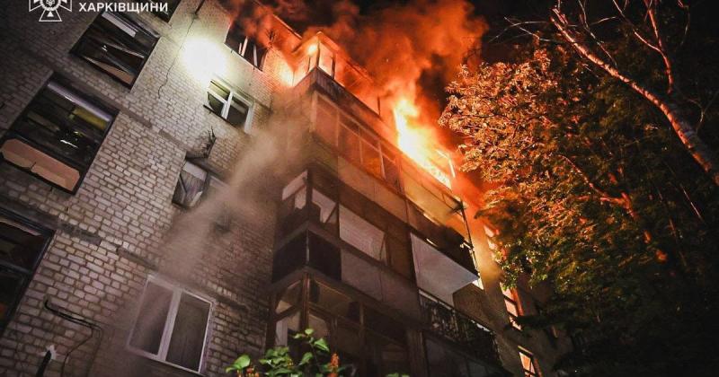Пожежі, руйнування, жертви та численні поранені: влада повідомила про наслідки атаки на Харків (фото)