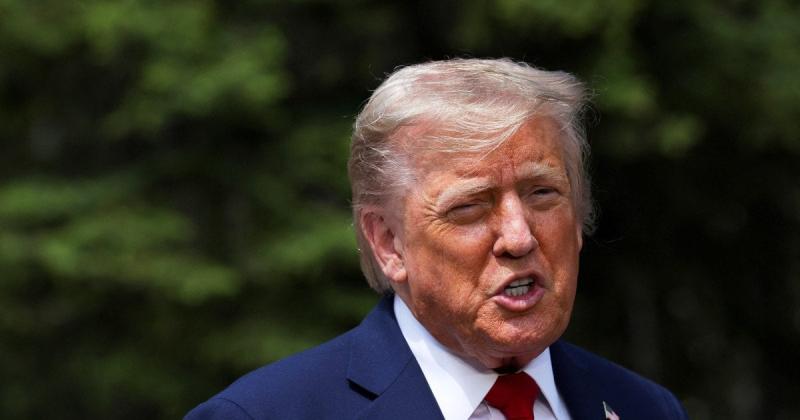 Трамп заявив, що Сполучені Штати завдали удару по ядерним установкам Ірану.