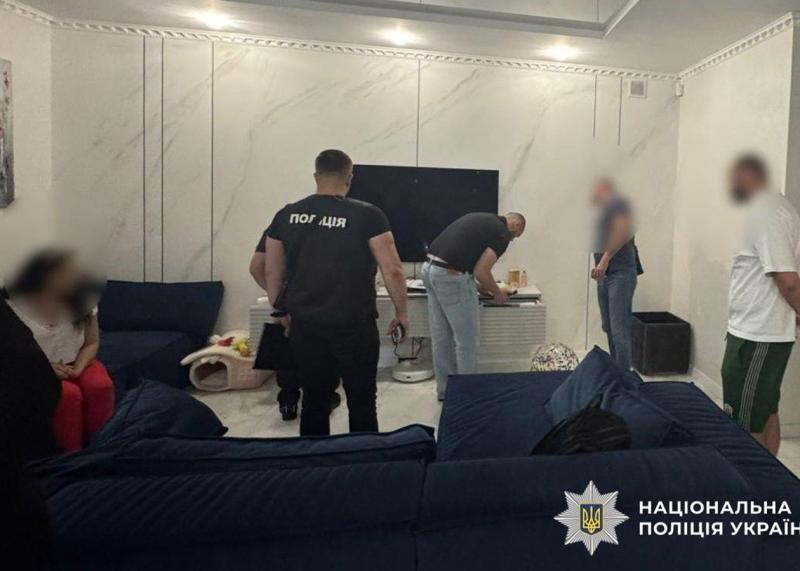 Правоохоронці здійснюють обшуки в рамках розслідування справи, пов'язаної зі збором коштів на підтримку Назарія Гусакова.