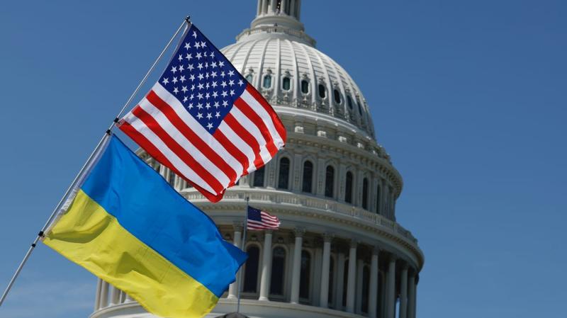 Демократичні сенатори розпочали розслідування у зв'язку з рішенням Трампа зупинити санкції проти Росії, повідомляють медіа.