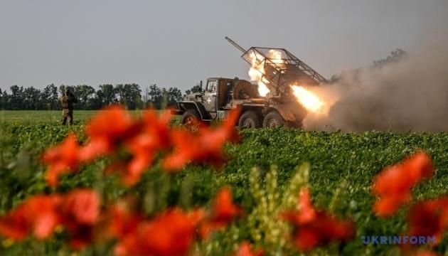 Протягом доби на фронті було зафіксовано 183 сутички, з них найбільша кількість - на напрямках Лиману та Покровська.