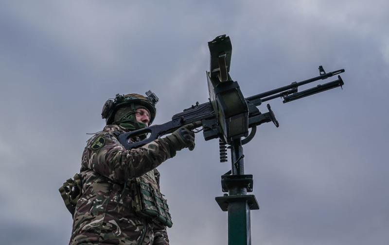 Вночі Україна зазнала атак з використанням дронів та ракет С-300: яка кількість була знищена системами протиповітряної оборони?