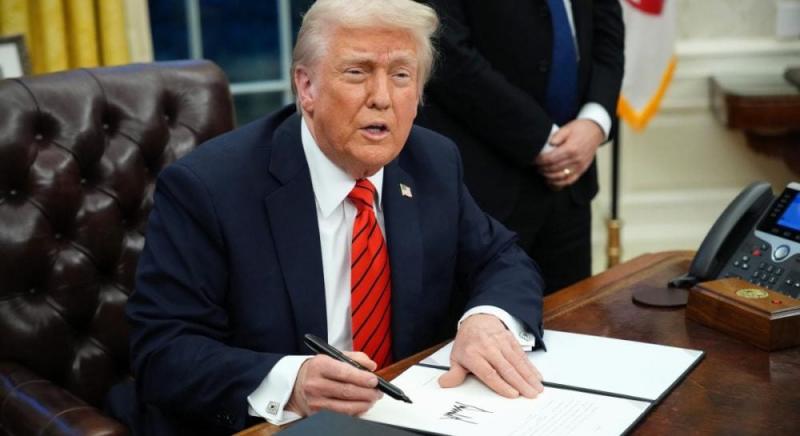 Трамп оголосив про намір забезпечити Україну озброєнням через механізми НАТО.