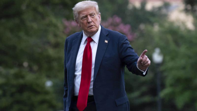 Трамп підтвердив свої плани постачати Україні військову техніку, включаючи системи Patriot.