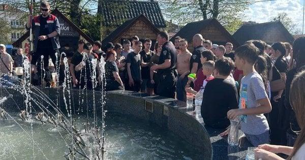 У Калуші муніципального працівника оштрафували на 51 гривню за стрілянину, що сталася внаслідок конфлікту з підлітками.