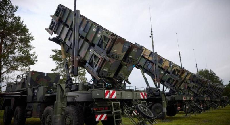 Німеччина та США наблизилися до можливості постачання систем Patriot Україні, повідомляє Bloomberg.