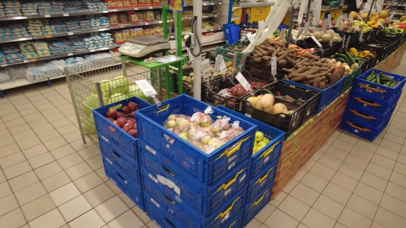 Брак продуктів у Одеському регіоні: які товари зникають з магазинів.