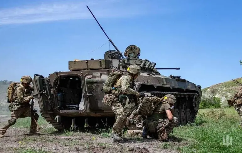 Збройні сили України звільнили село, яке було захоплено російськими військами під час їхнього наступу на півночі Донеччини, повідомляє DeepState.