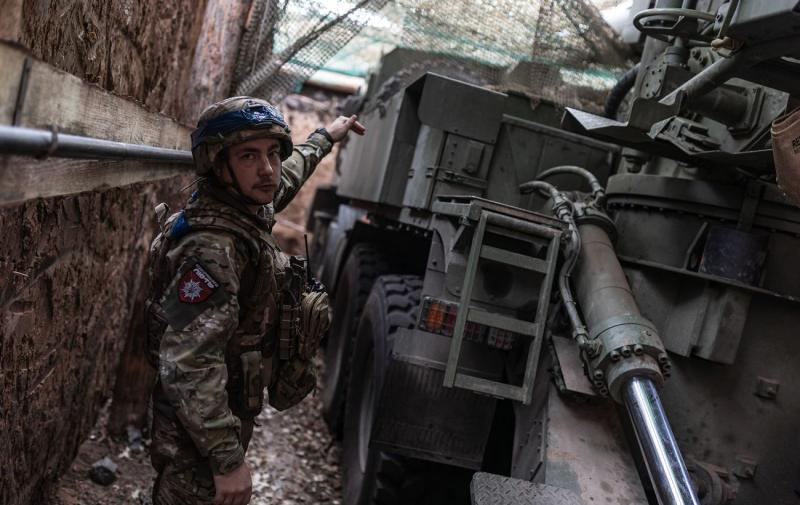 Згідно з інформацією Генерального штабу, за останні 24 години російські війська зазнали втрат у близько 900 військових та 66 артилерійських систем.