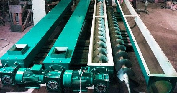 У Тернопільській області трагічно загинув чоловік, потрапивши в шнековий механізм на виробництві.