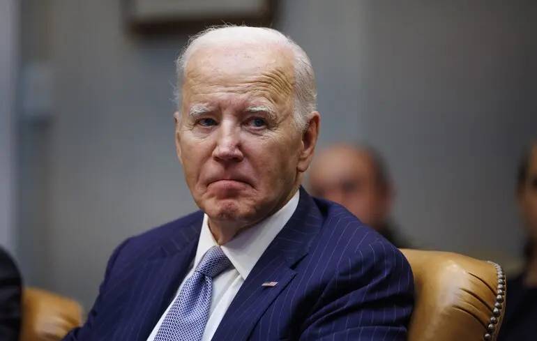 Колишній президент США Джо Байден розпочав новий етап боротьби з агресивною формою раку, отримуючи променеву терапію.
