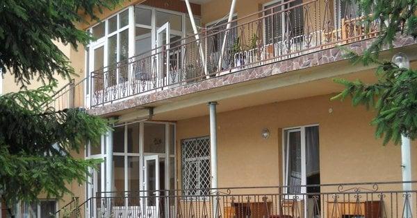 У Львові правоохоронці розпочали розслідування обставин загибелі двох дітей-сиріт, які трапилися в один день у закладі паліативної допомоги.