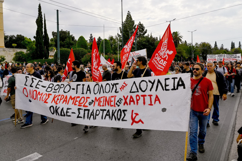 Греція стала першою країною в Європейському Союзі, яка має намір впровадити 13-годинний робочий день.