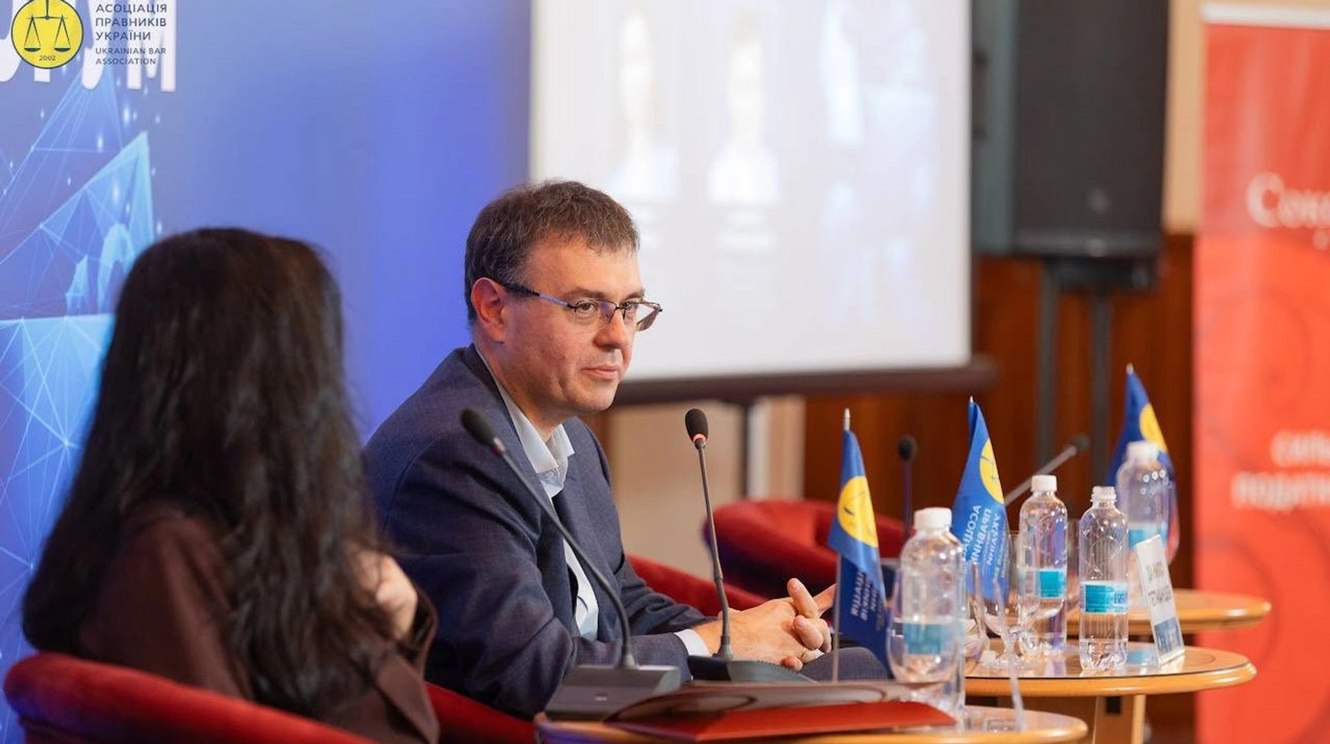 Влада може ініціювати новий політичний проект на основі Гетманцева, згідно з інформацією з джерел.