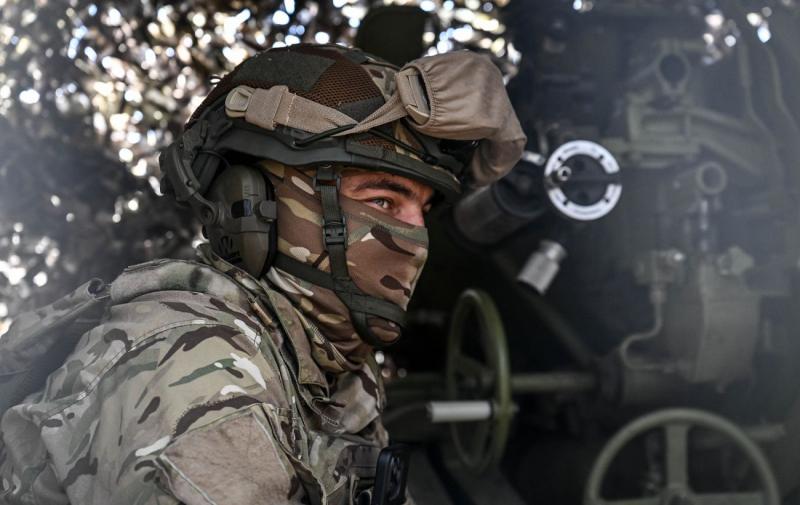 За інформацією ISW, російські військові під Харковом ведуть бойові дії в літньому обмундируванні, відчуваючи нестачу їжі та втомлюючись від тривалих зусиль.