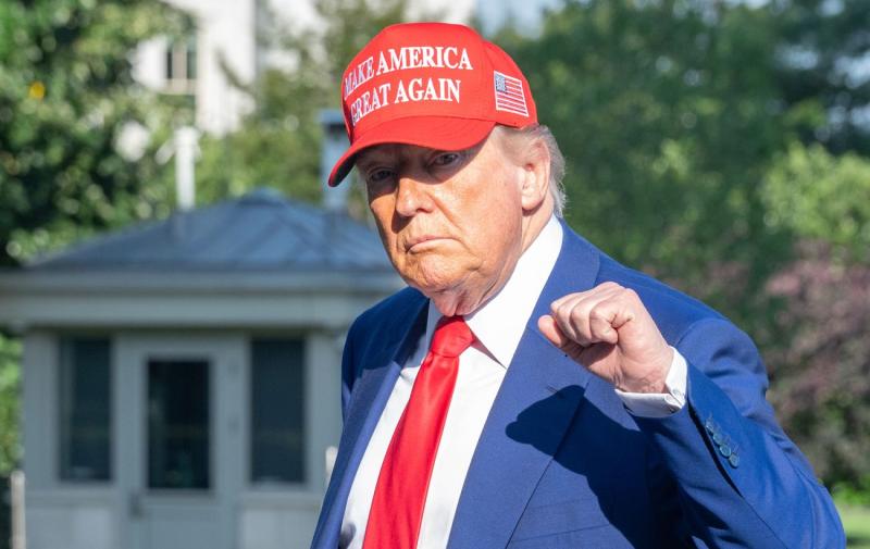 Узбекистан планує вкласти більше 100 мільярдів доларів у США: Трамп анонсував угоду.