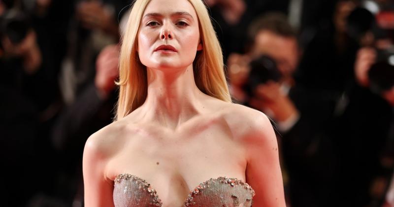 Ніжність та яскравість: відтворюємо бездоганний мейк-ап Ель Фаннінг з акцентом на губах - Афіша bigmir)net.