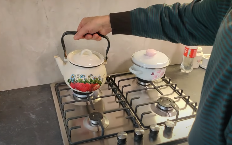 Українцям роз’яснили, які наслідки може мати дефіцит газу: кого відключать в першу чергу.