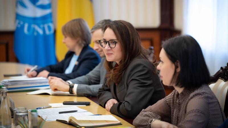 Прем'єр-міністр України разом із Міжнародним валютним фондом сподівається, що державний бюджет на 2026 рік буде ухвалено до 2 грудня.