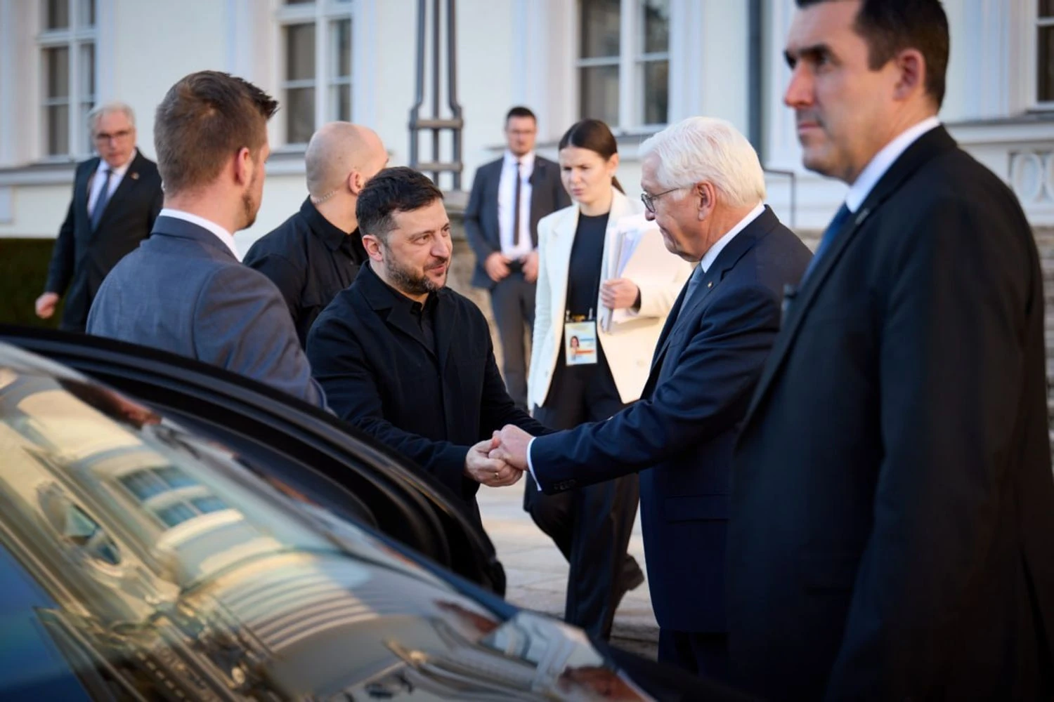 Німеччина розширює військову співпрацю з Києвом: акцент на українських озброєннях та обміні інформацією | УНН