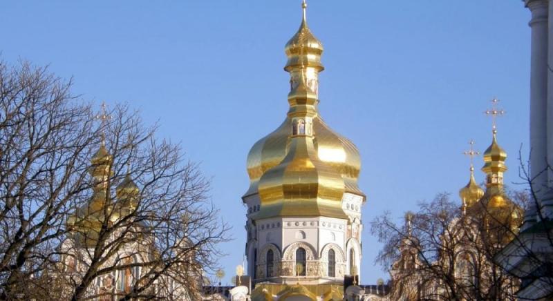 21 грудня: сьогодні відзначається церковне свято, і важливо залишити в домі на помітному місці певні предмети.