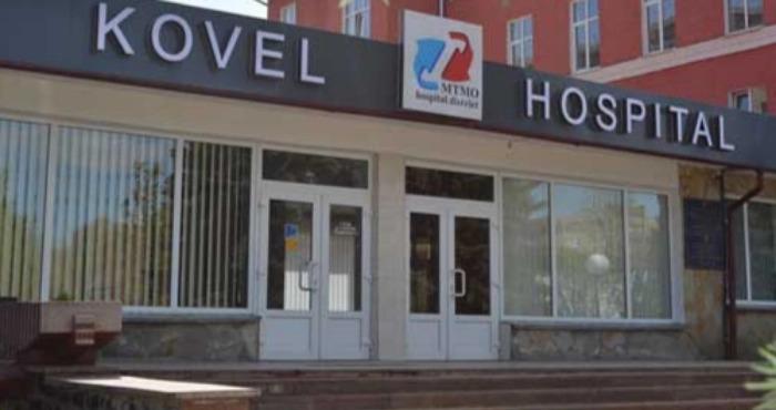 Скандал на заході України: сім'я загиблого героя обвинувачує медиків у незаконному вимаганні коштів - Деталі | Експрес онлайн