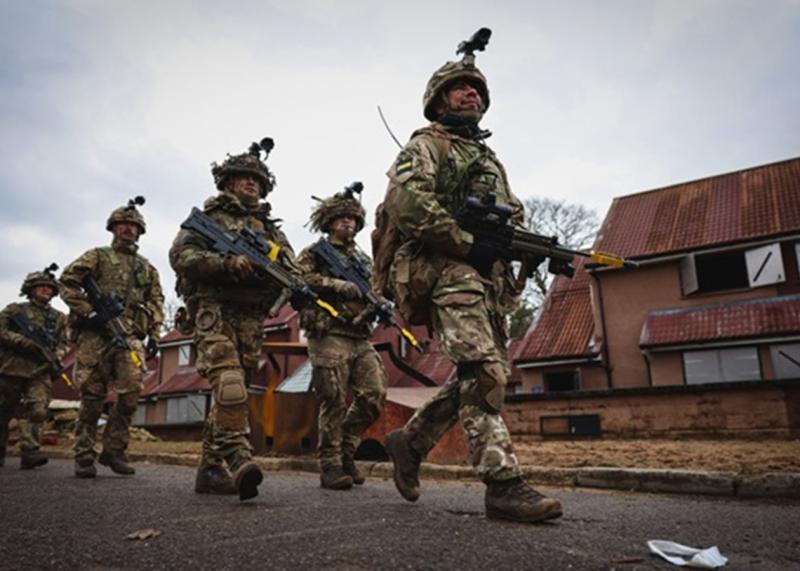 Миротворці в Україні: Зеленський окреслив умову.