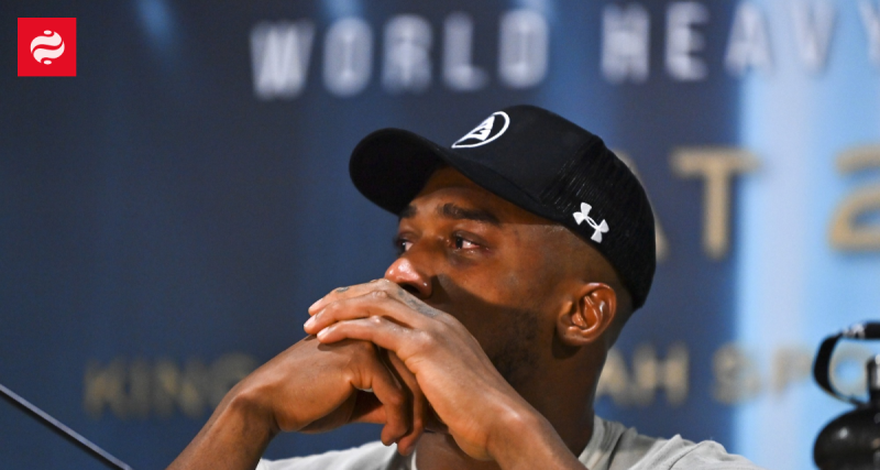 Боксер Ентоні Джошуа потрапив у фатальну автокатастрофу в Нігерії - світлини на місці події.