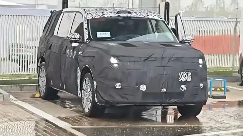 Xiaomi планує запустити на ринок два нові EREV-кросовери та два оновлені SU7 вже у 2026 році, згідно з повідомленнями Auto24.