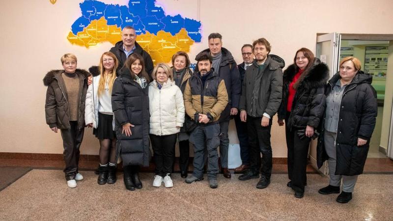 Київ вже отримав більше 840 генераторів різної потужності від партнерів та благодійників з різних країн, повідомив Кличко.